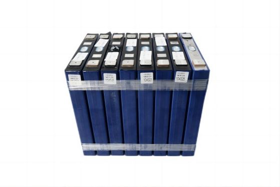 Maak Geen Geheugeneffect Batterij van het het Ijzerfosfaat van het Hoge Machts3.2v 202AH Lithium die in BMS For Measuring Equipment wordt gebouwd waterdicht