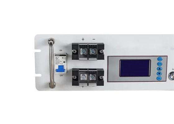 Praktische IP20 off-grid zonnebatterij, multifunctionele lithium LFP-batterij